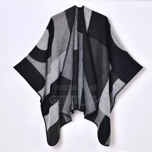 *Women's Geometric Wrap Shawl/Poncho*
