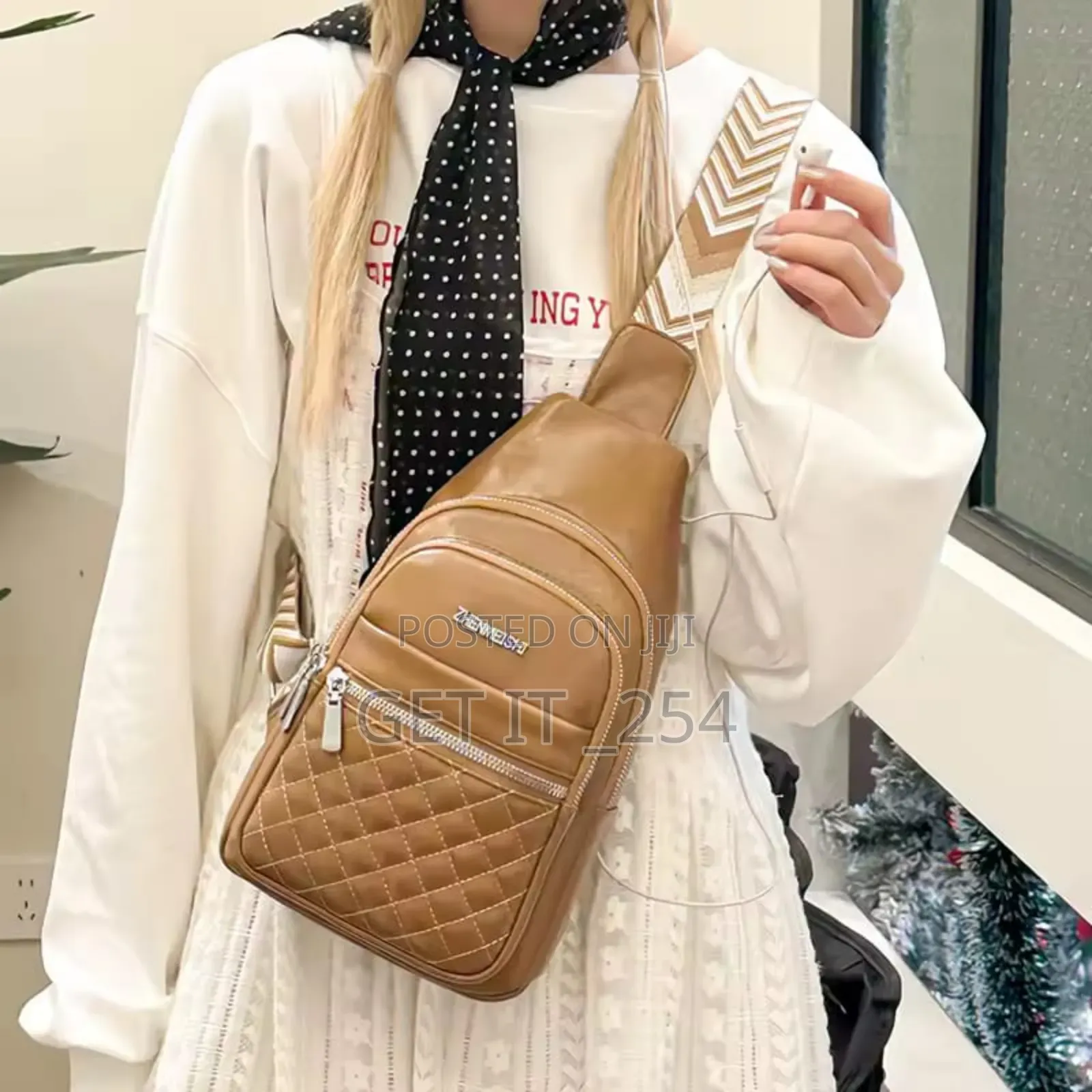 *Casual Zipper Fanny Bag* 

▫ *Material: Pu Leather*