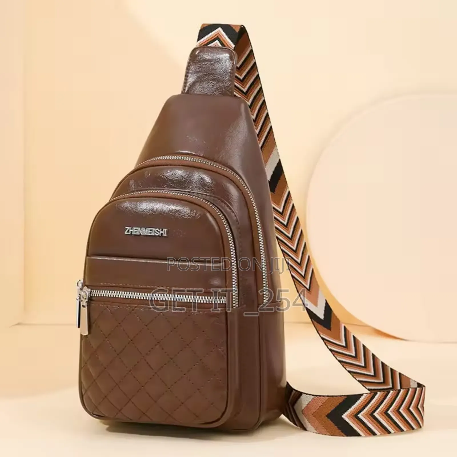*Casual Zipper Fanny Bag* 

▫ *Material: Pu Leather*