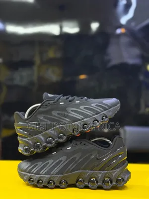 Nike Airmax Dn8 “ Tripple Black ” Sneakers