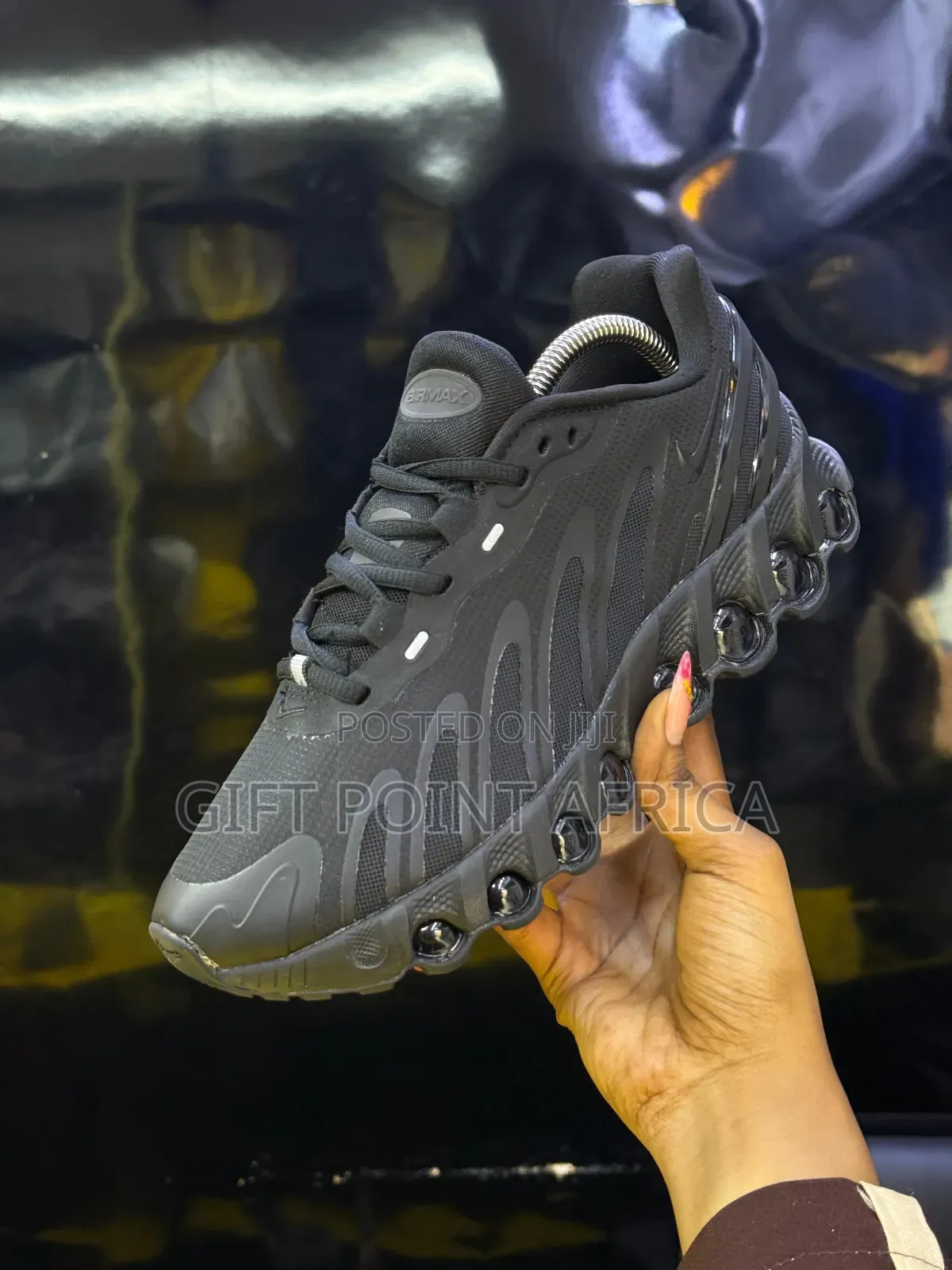 Nike Airmax Dn8 “ Tripple Black ” Sneakers
