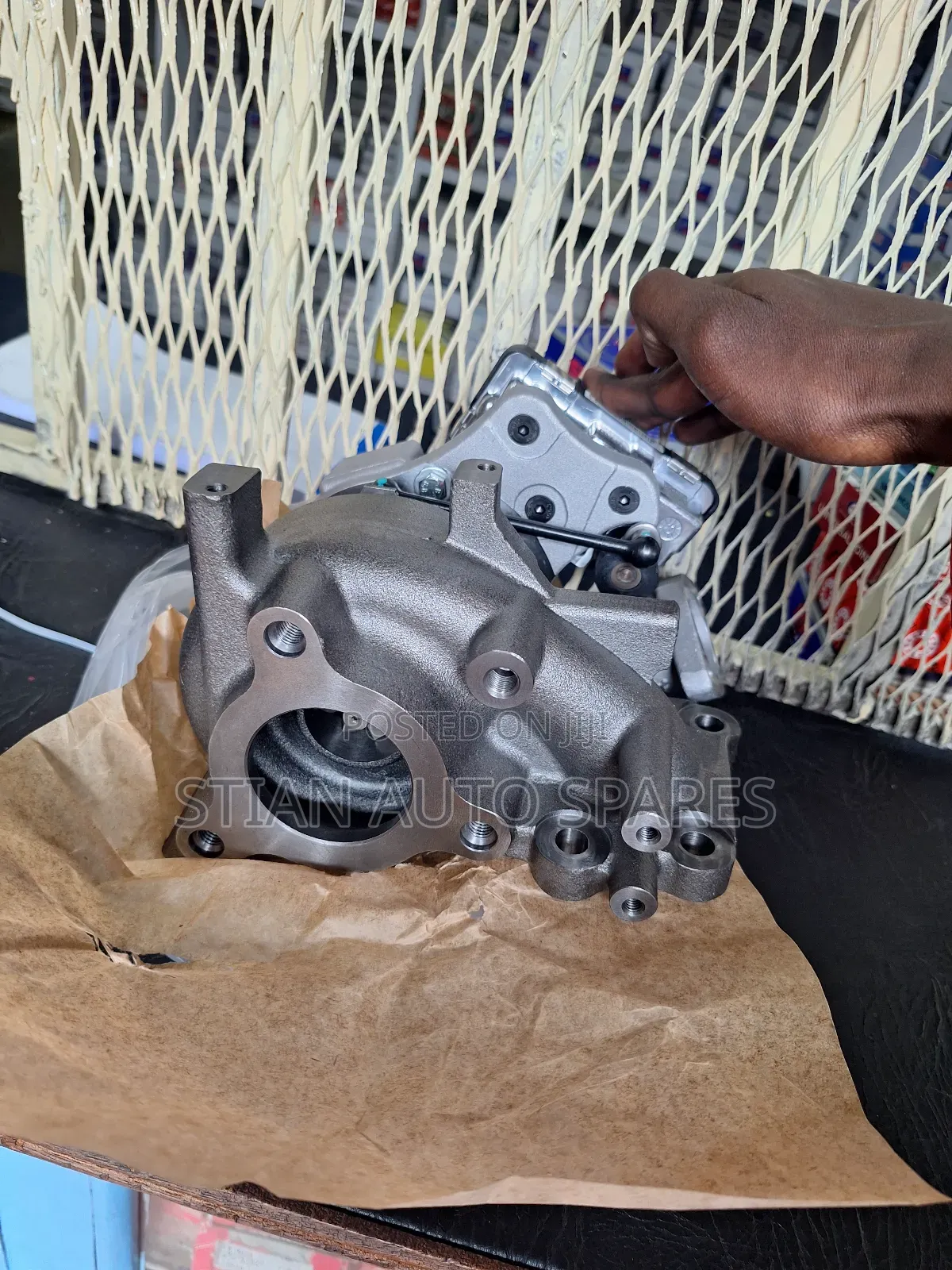 Yd25 Nissan Nv350 Genuine Turbocharger