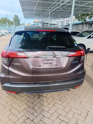 Honda Vezel 1.5 2WD 2018 Brown