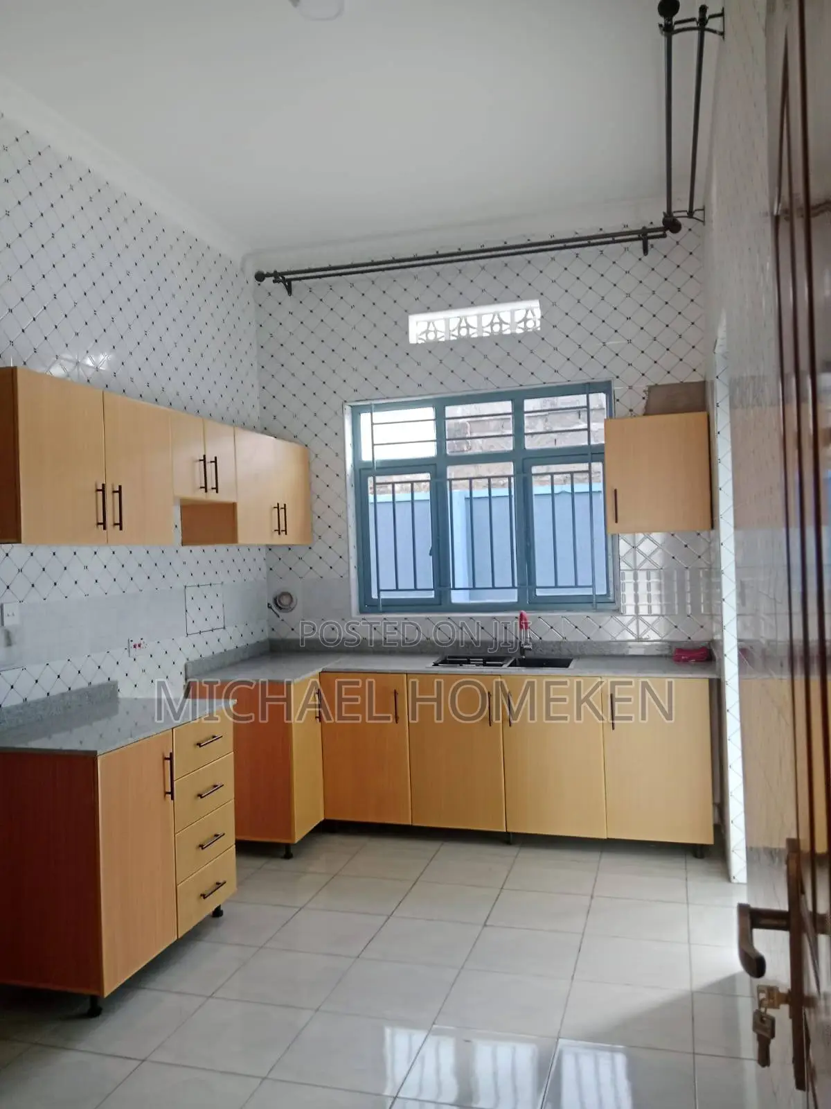 5bdrm Bungalow in Kitengela for sale