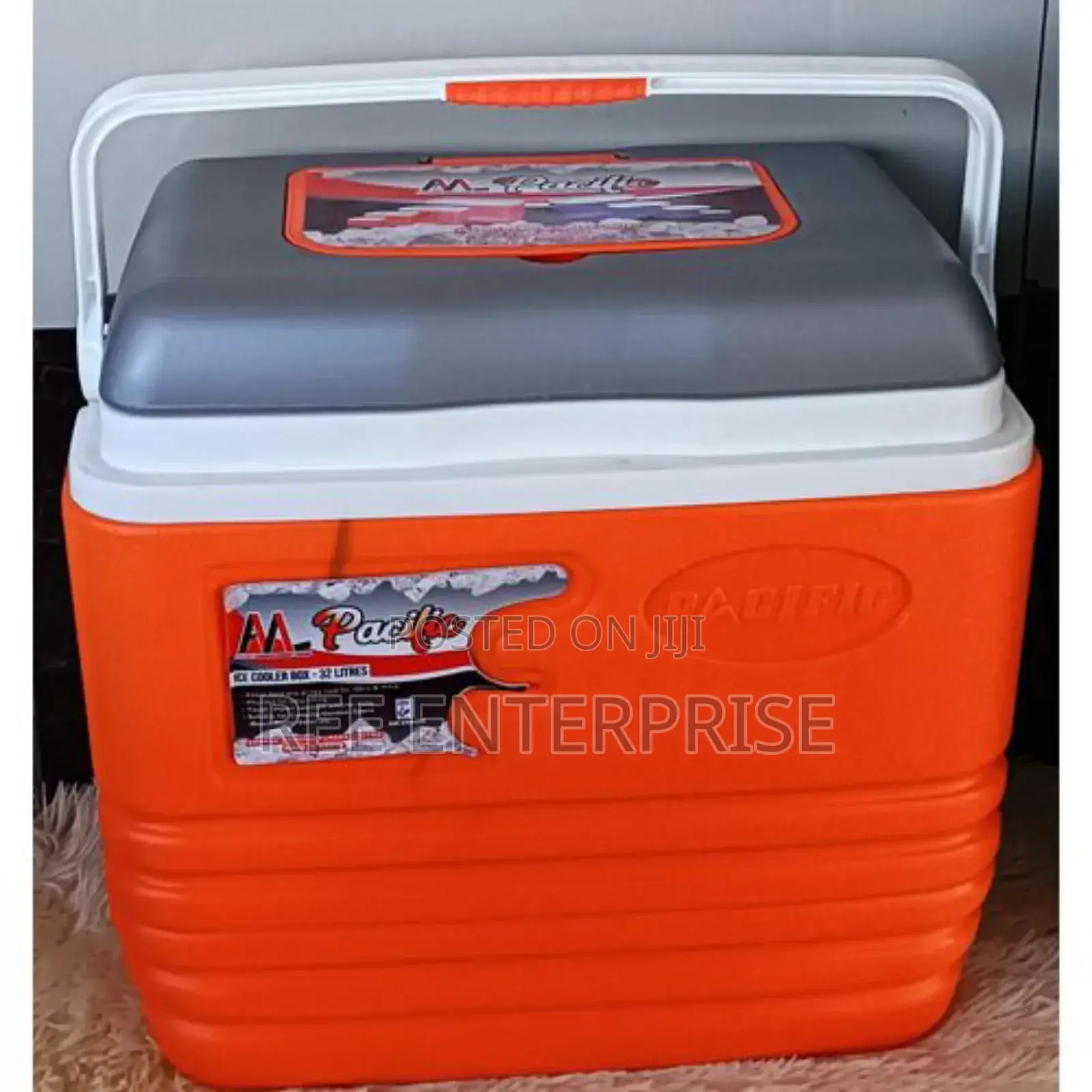 61 Litres Pacific Cooler Box