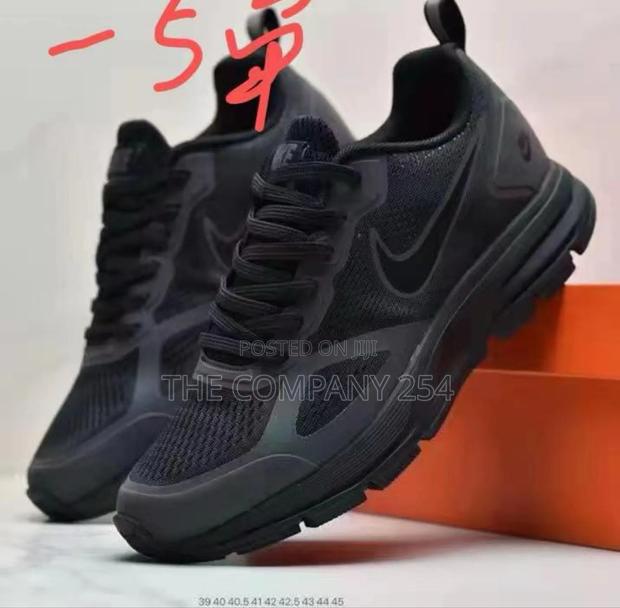 Quality Rubber Sole Nike Zoom Runner Sneakers Shoes - thumbnail 2