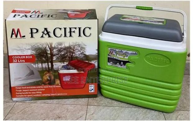 32 Litres Pacific Cooler Box