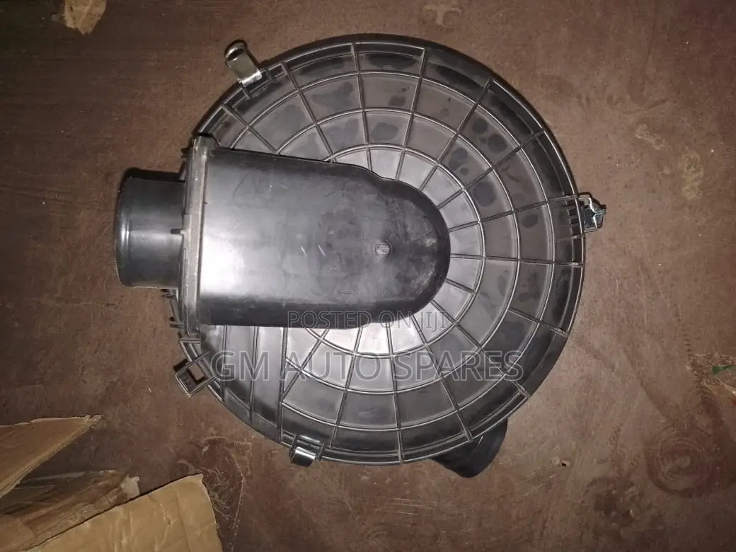 Element Housing Toyota Hilux