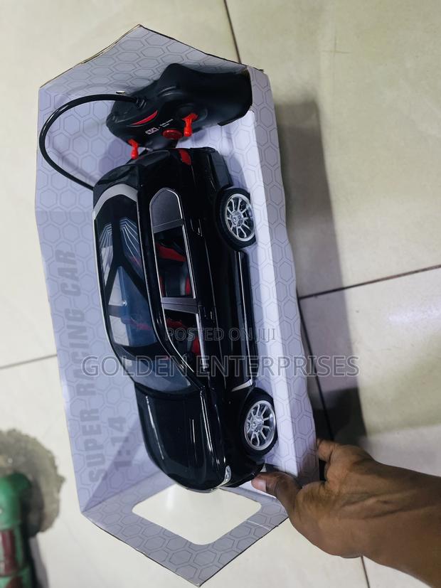 Rc Black Super Racing Car With Controller - main view