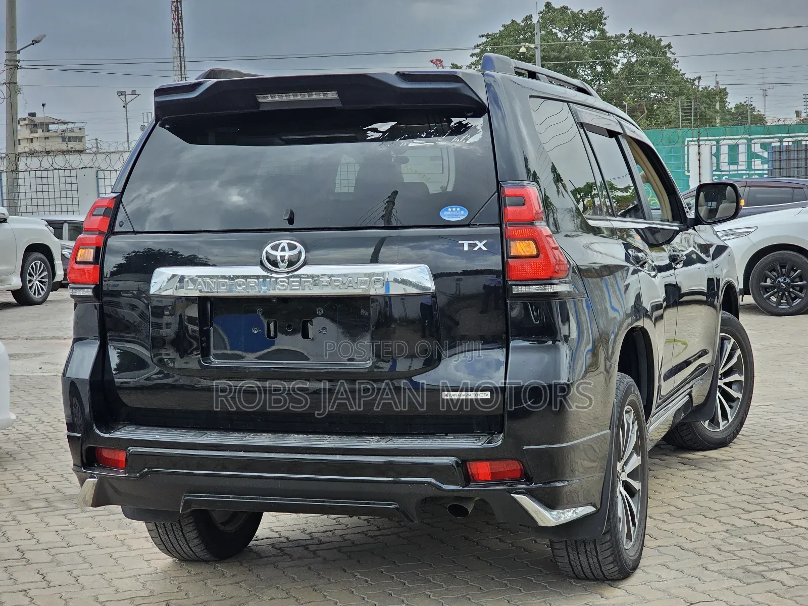 Toyota Land Cruiser Prado 2.7 2018 Matt Black