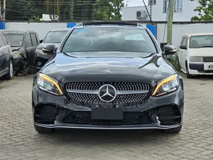 Mercedes-Benz C200 2019 Black
