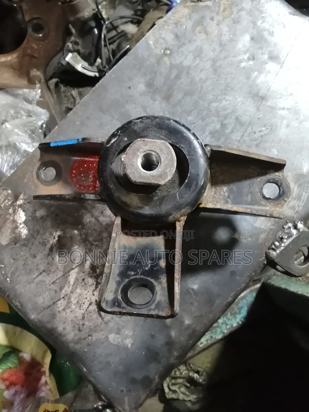 Passo Sette Engine Mounting