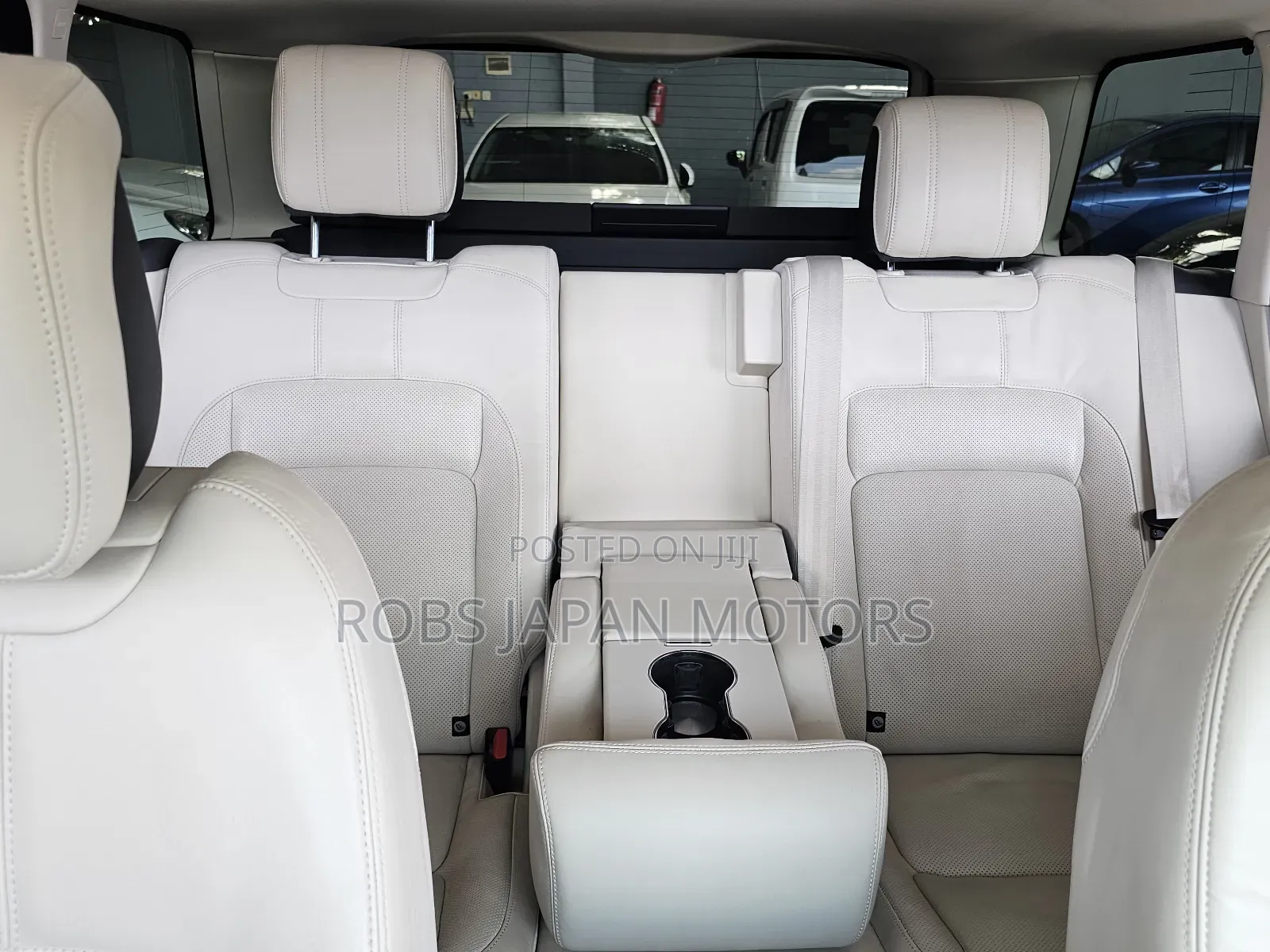 Land Rover Range Rover Vogue 2019 Gold
