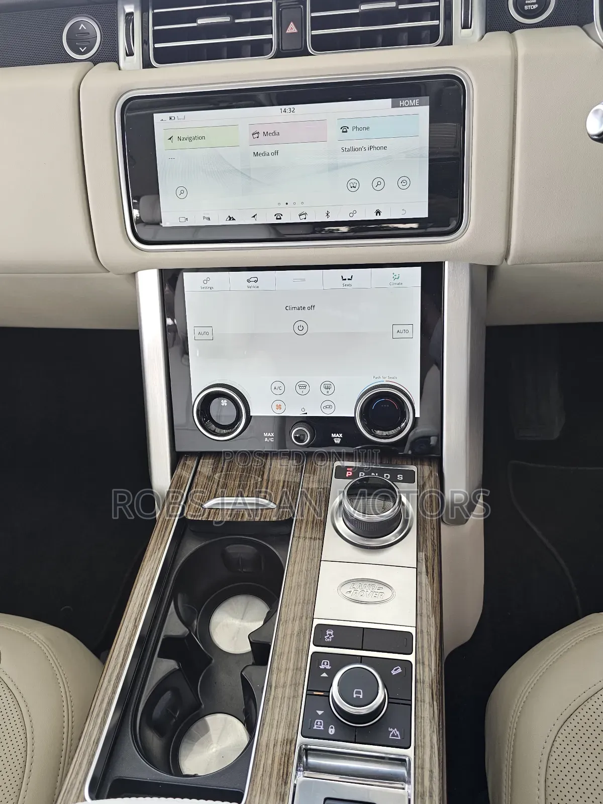 Land Rover Range Rover Vogue 2019 Gold