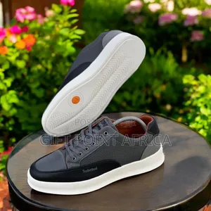 Black (Timberland) Men Leather Laced Casuals*