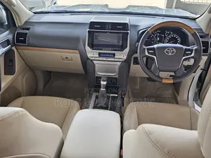 Toyota Land Cruiser Prado 2.8 2019 White