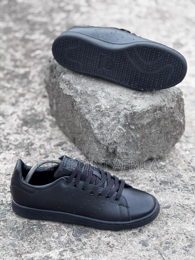 Leather* (Addidas) Stansmith Laced Casuals* - thumbnail 2