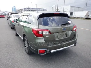 Subaru Outback 2.5i Premium AWD 2019 Green