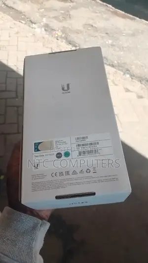 Ubiquiti Rocketm2 Airmax 2.4ghz Wireless PTP/PTMP