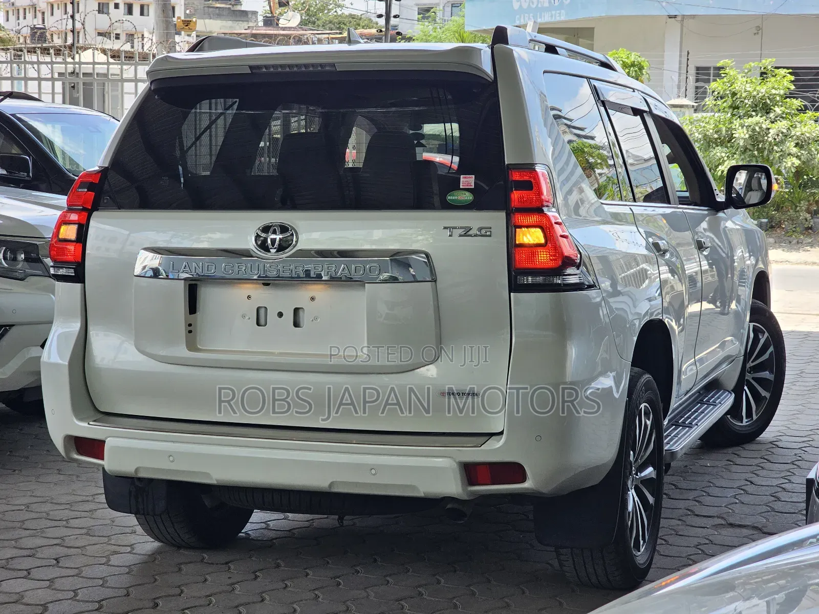 Toyota Land Cruiser Prado 2.8 2018 Off white