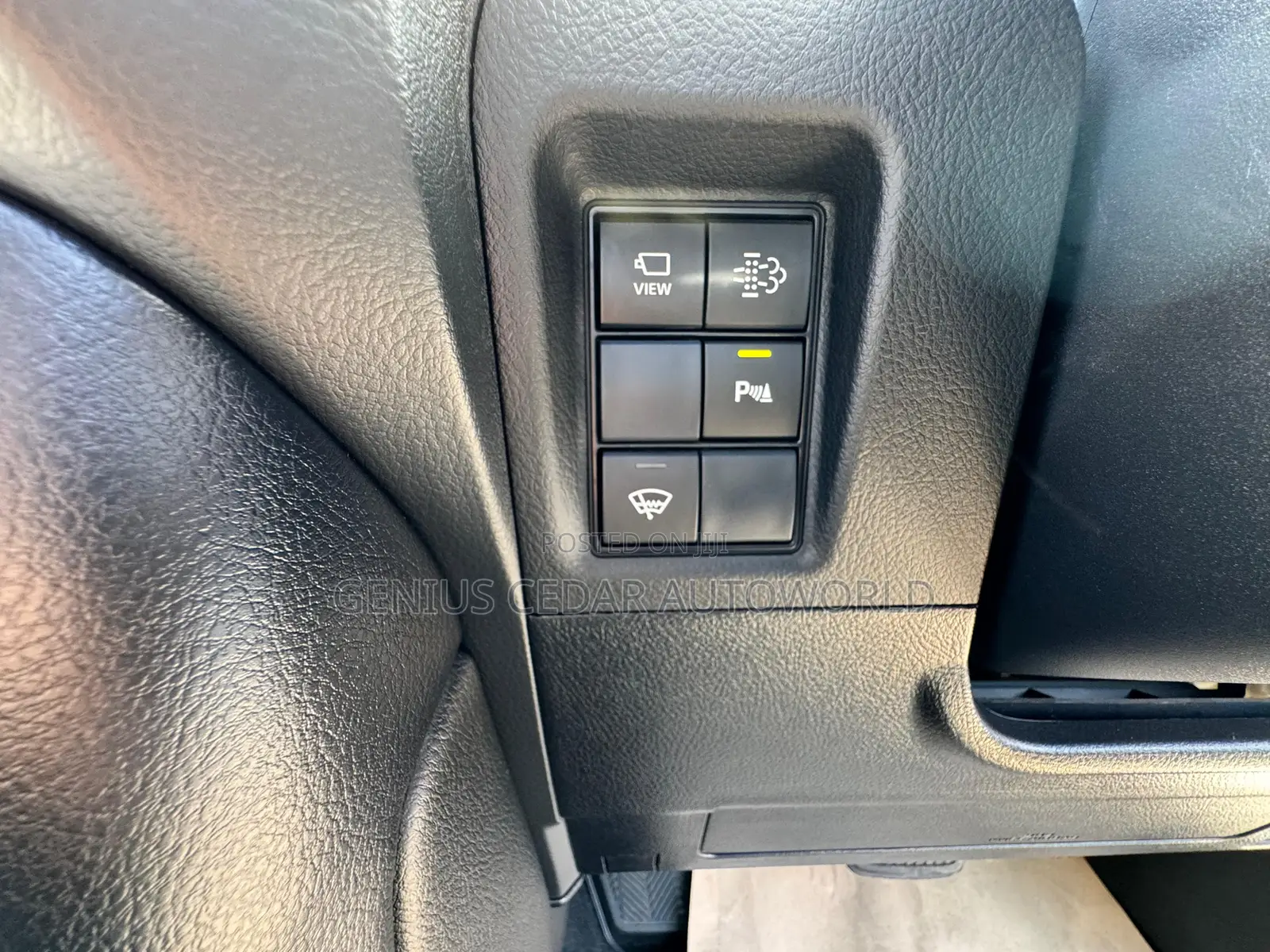 Toyota Land Cruiser Prado 2018 White