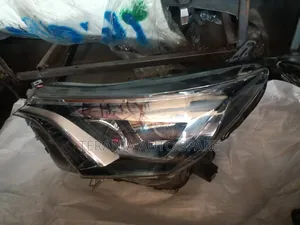 Rav 4 2015 Xenon