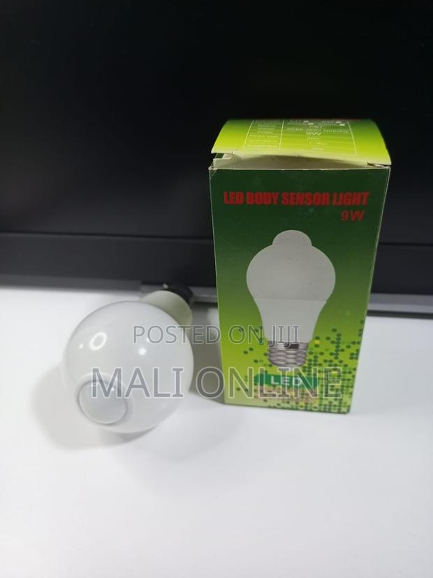 9 Watts Pir Motion Sensor Led Bulb