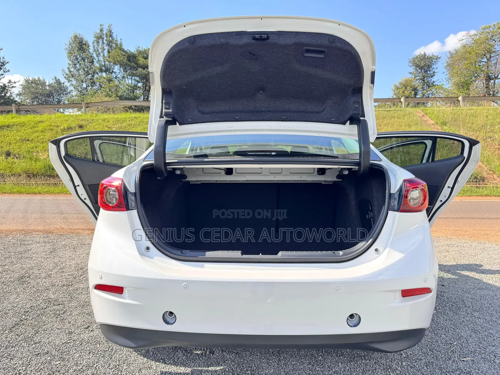 Mazda Axela 2018 White