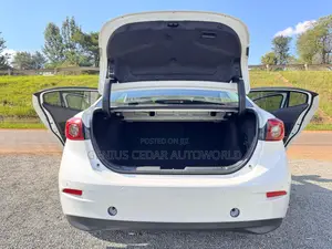 Mazda Axela 2018 White