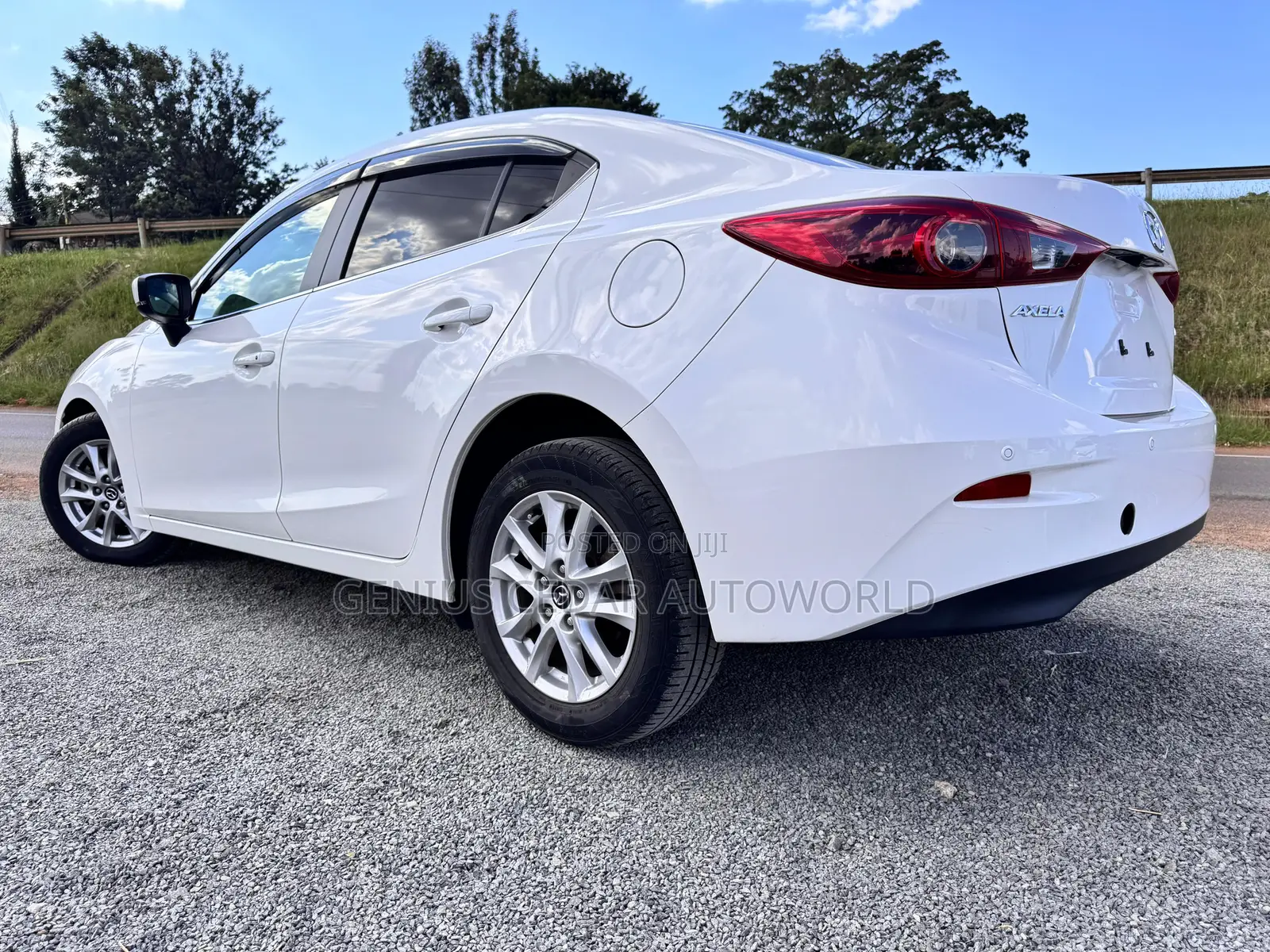 Mazda Axela 2018 White