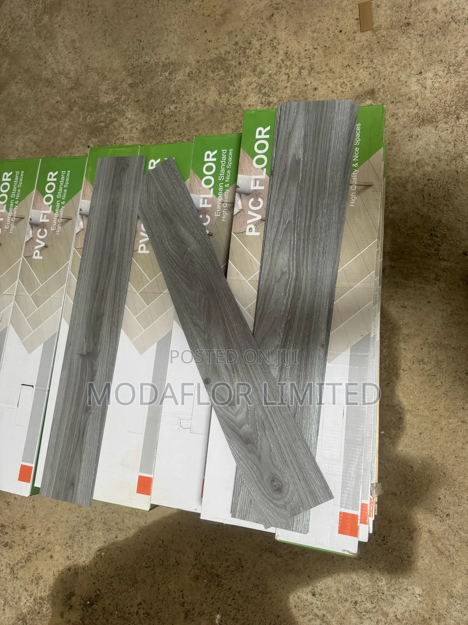 Tough Vinyl Flooring Planks -LVT