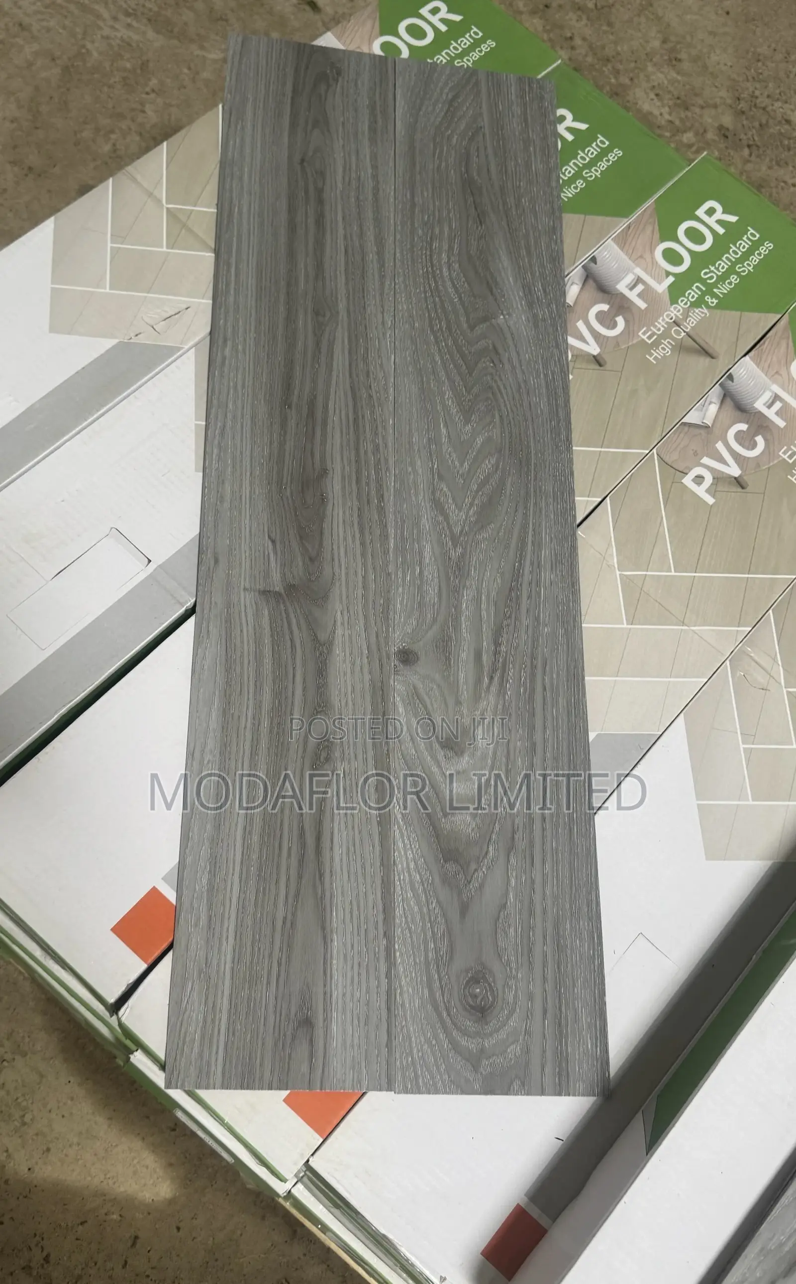 Waterproof LVT Vinyl Tiles