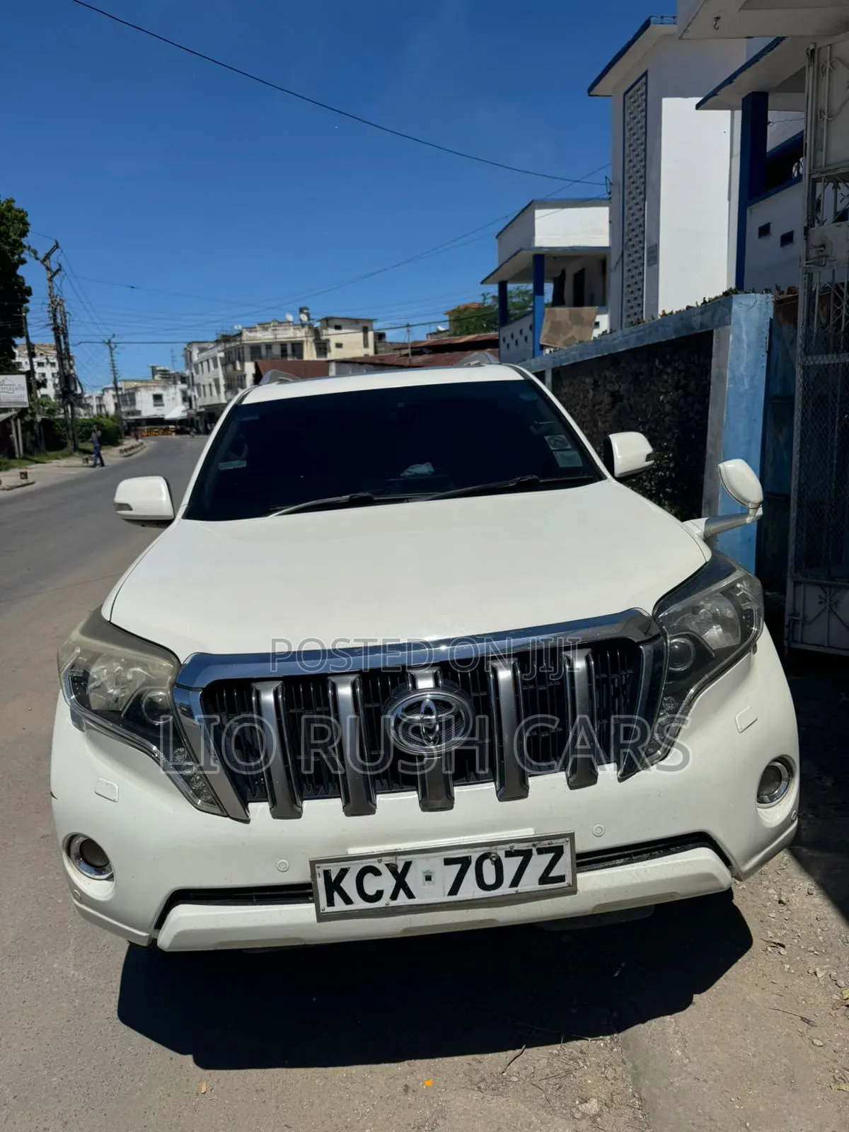Toyota Land Cruiser Prado 2013 White