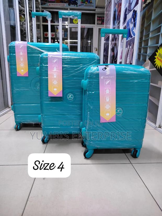 Rubber Suitcases a Set of 3 in 1 (No 27/4) at Kes 8000