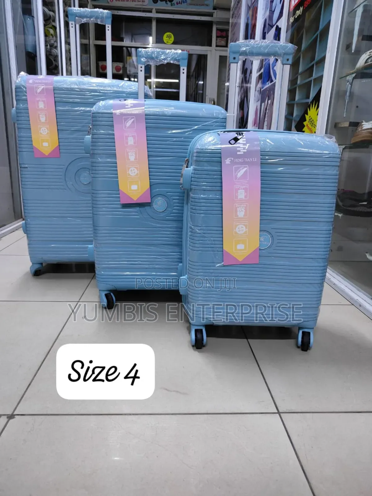 Rubber Suitcases a Set of 3 in 1 (No 27/4) at Kes 8000