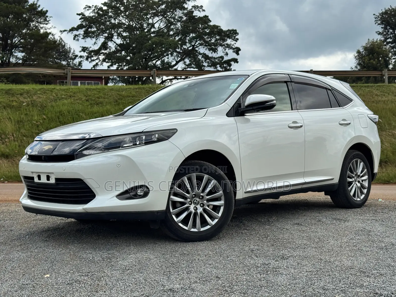 Toyota Harrier 2016 White