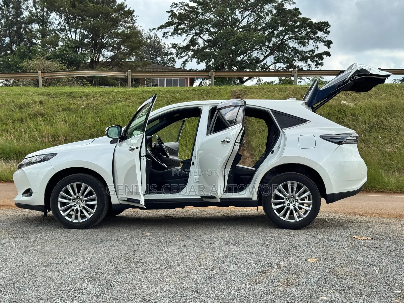 Toyota Harrier 2016 White