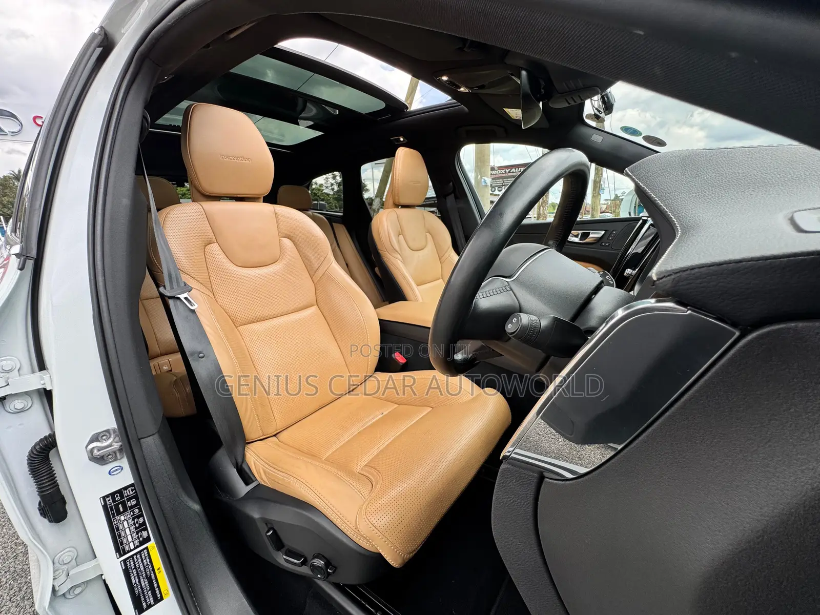 Volvo XC60 2018 White