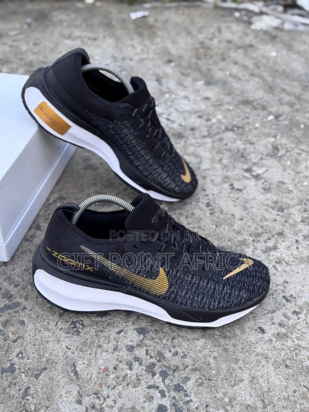 Black-Gold Nike Zoom (Invincible Run * - main view