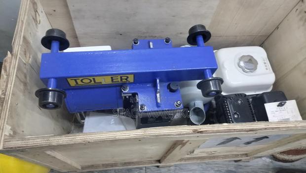 Gasoline Hoist Machine
