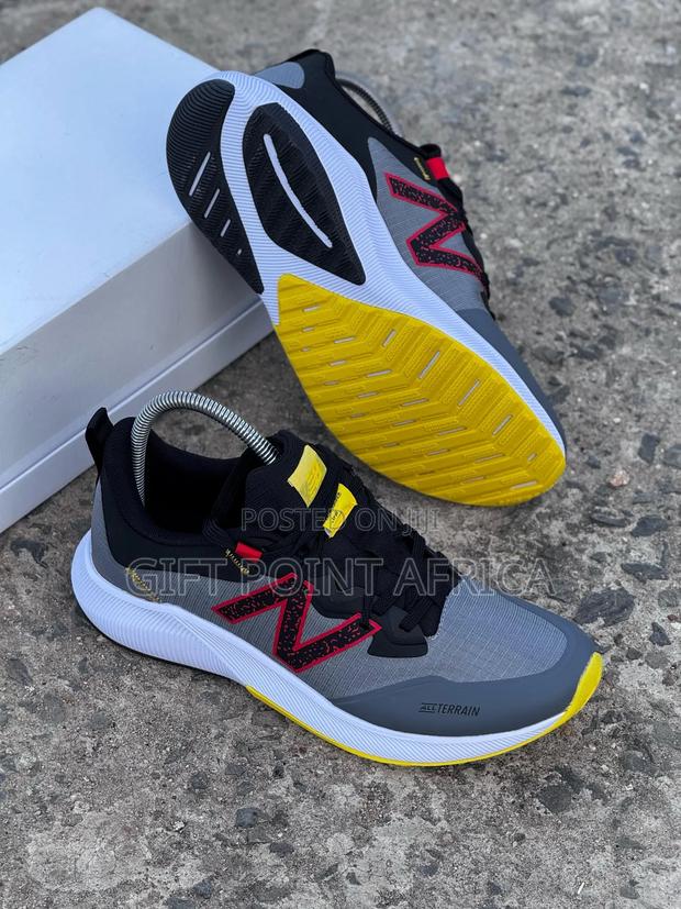 Black-Grey (New Balance) Runners*Normal Fitting - thumbnail 2