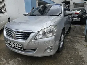 Toyota Premio 2015 Silver