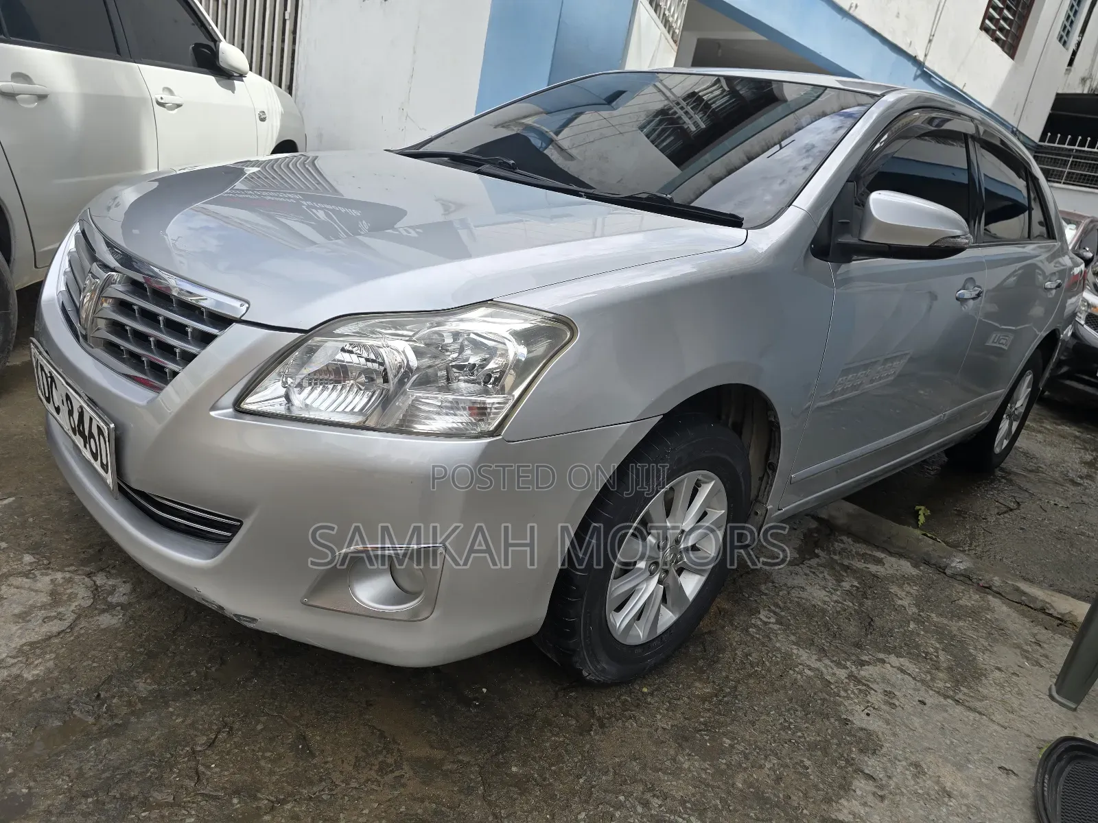 Toyota Premio 2015 Silver
