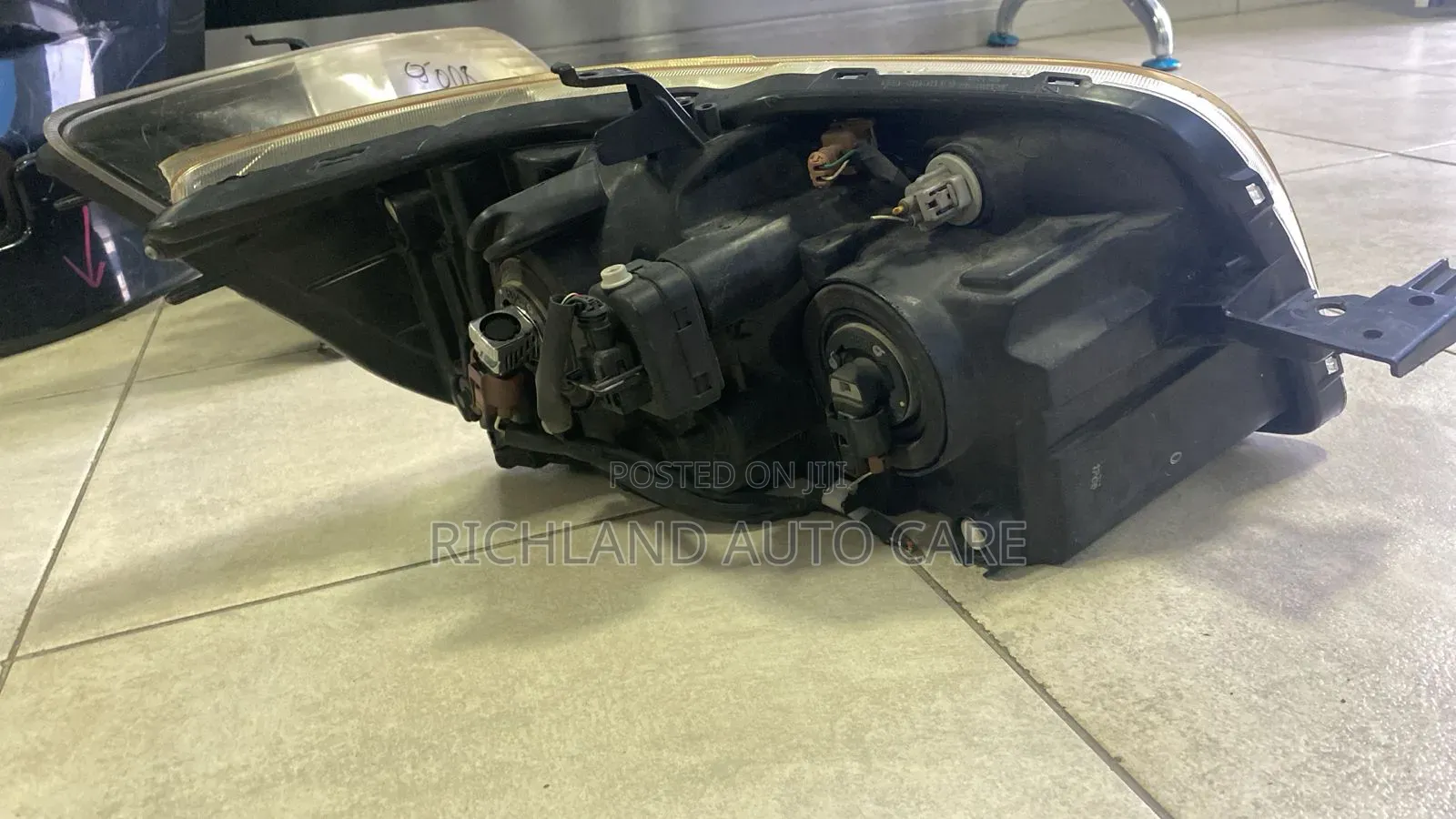 Toyota Rumion Nosecut