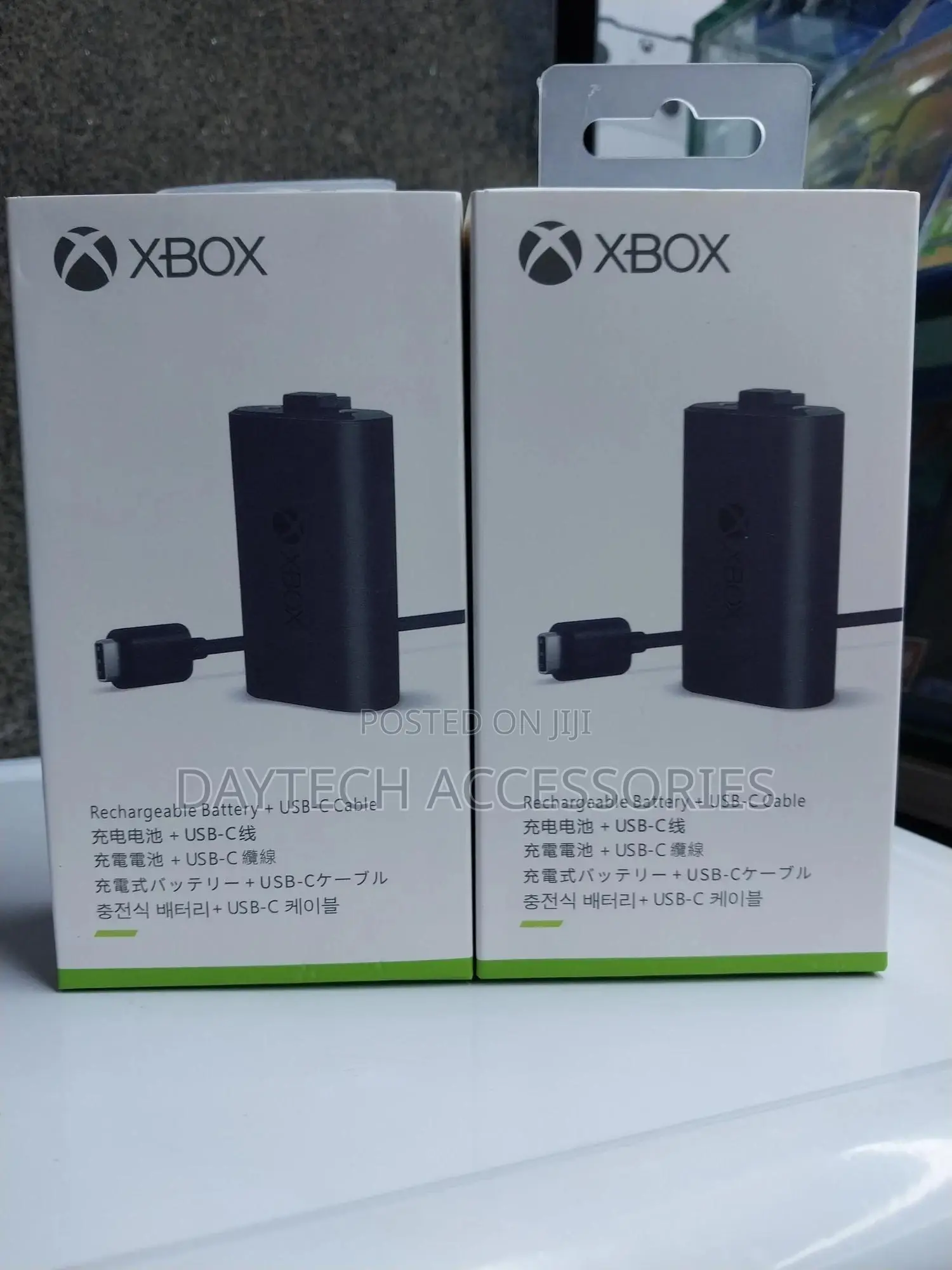 Microsoft Xbox Series X|S Rechargeable Battery + Usb-C Cable