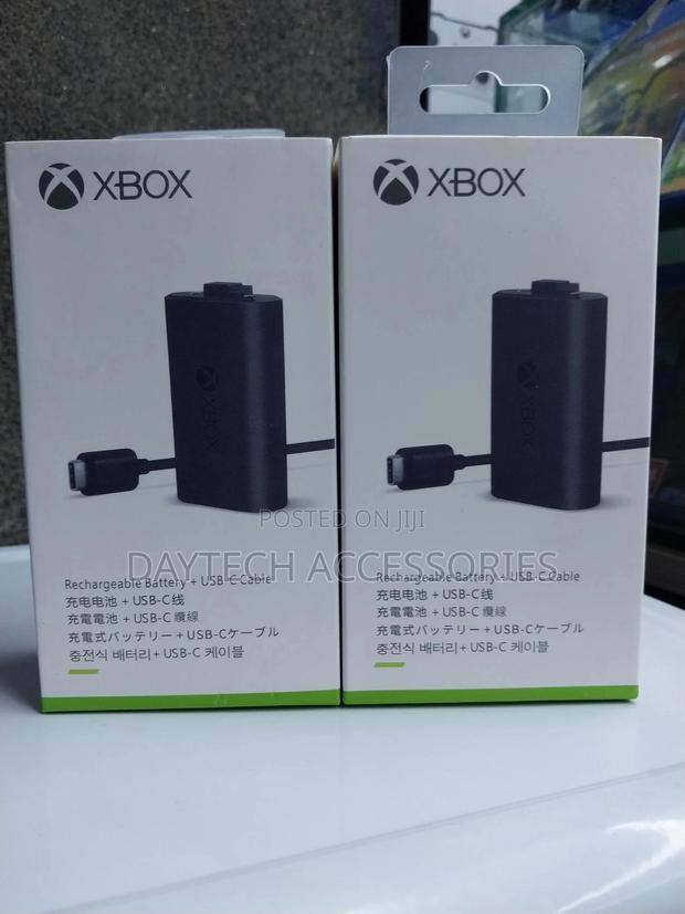 Microsoft Xbox Series X|S Rechargeable Battery + Usb-C Cable - thumbnail 2