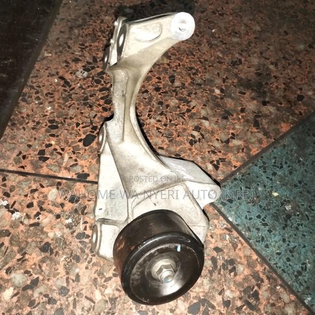 Tensioner Hr12 Nissan Note,March,Tiida
