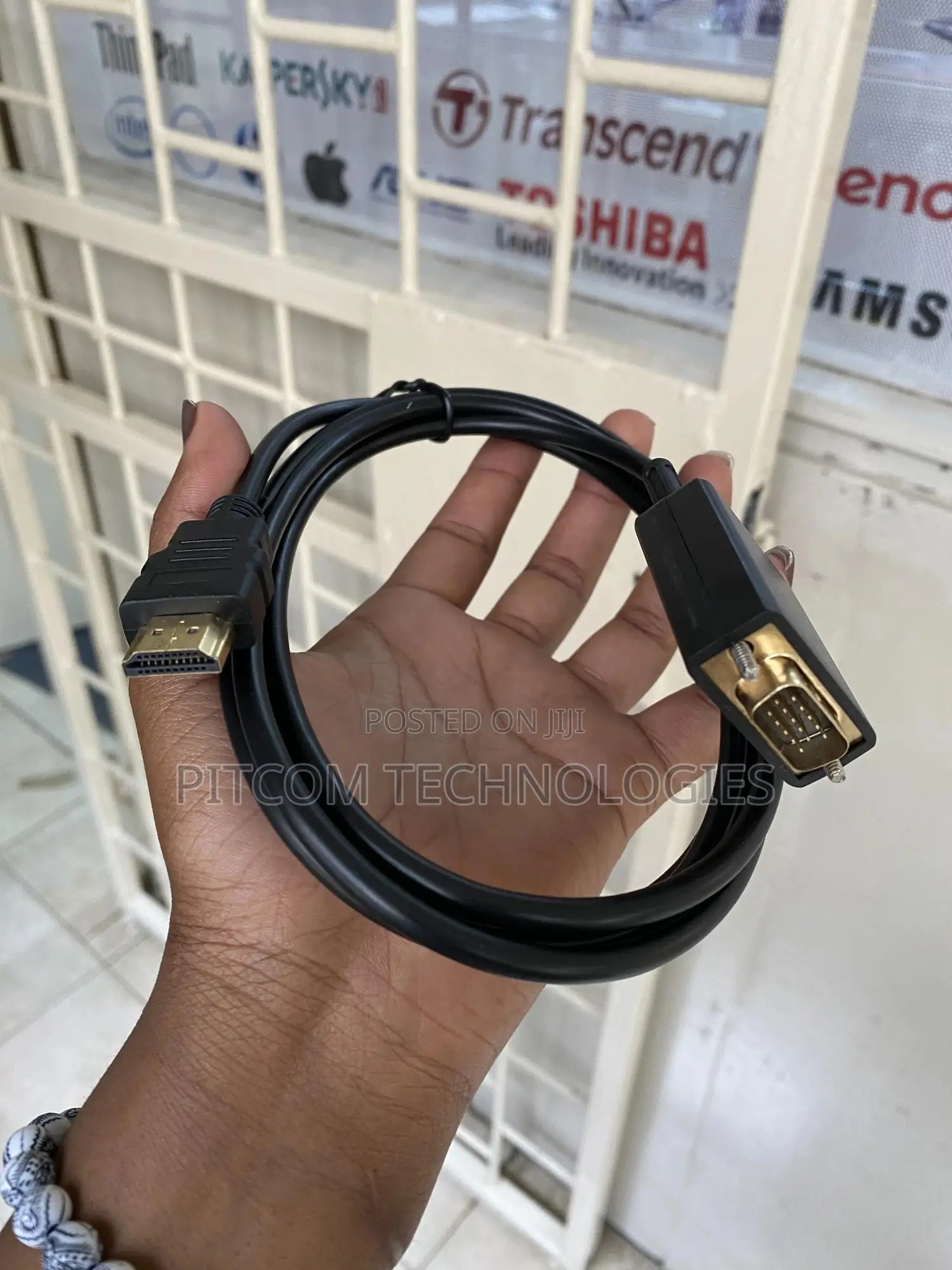 Hdmi To Vga Cable Adapter 1080px