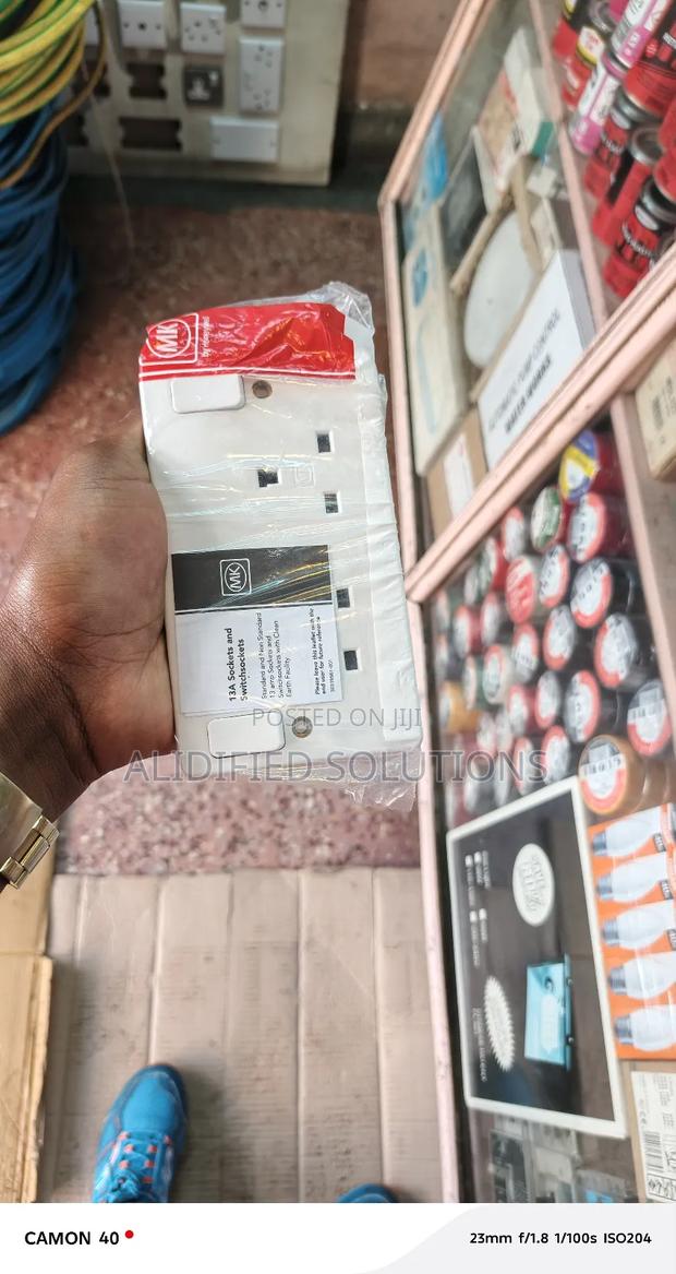 Mk Non Standard Twin Socket - main view