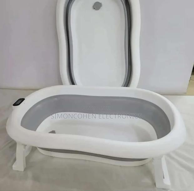 Foldable Baby Bath Tubs
With a Thermometer